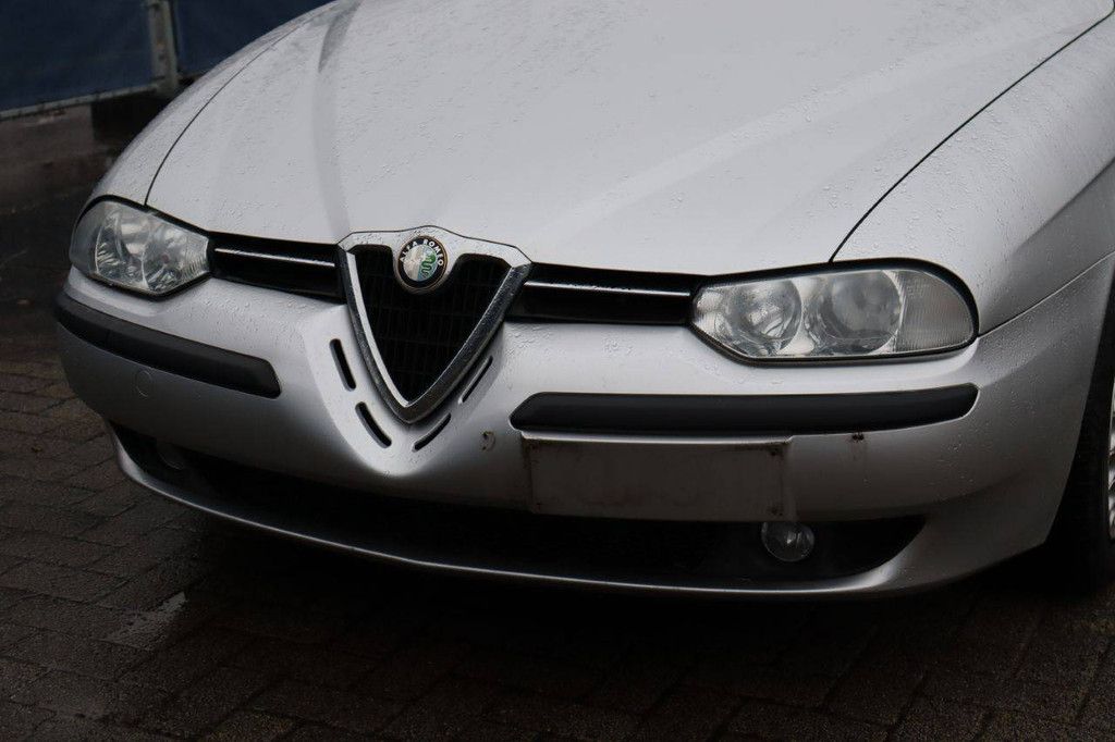 Passenger car Alfa Romeo T. Spark 1.6 156 Petrol 120hp 2000 (Margin)