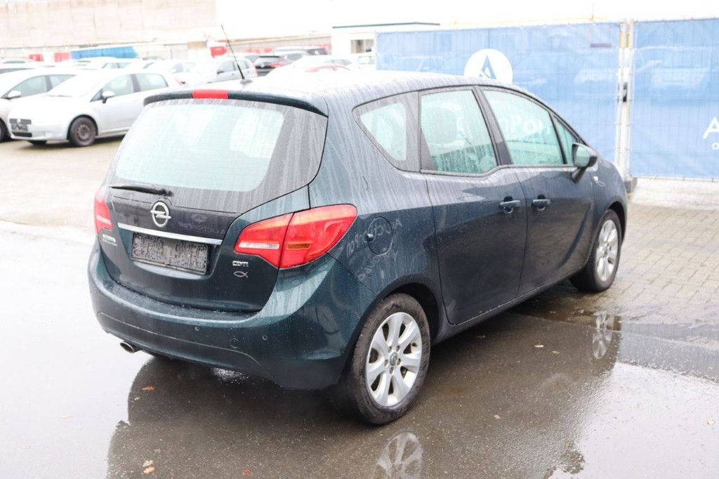 Passenger car Opel Merva CDTI Diesel 110 hp 2014 (Margin)