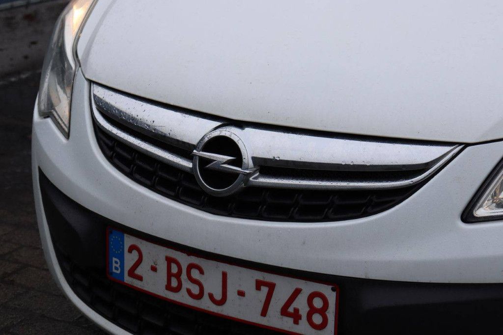 Passenger car Opel Corsa Petrol 75 hp 2011 (Margin)