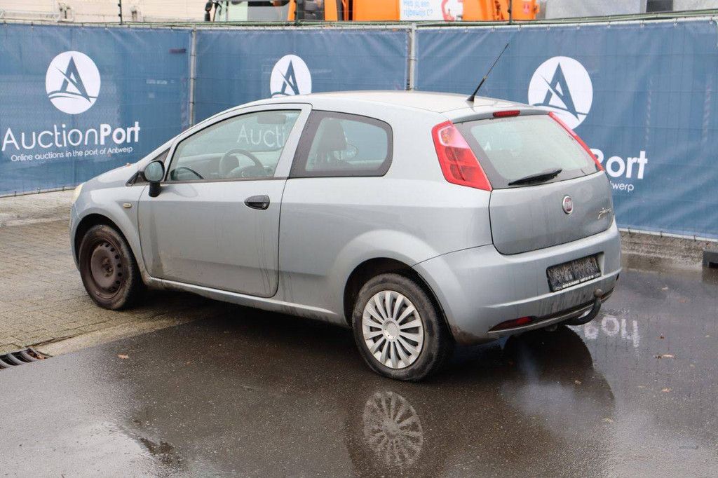 Passenger car Fiat Punto Diesel 70 hp 2009 (Margin)