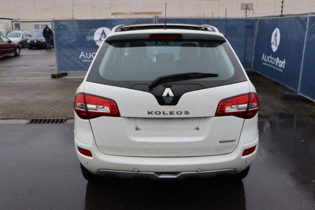 SUV Renault Koleos Diesel 150hp 2010 (Margin)