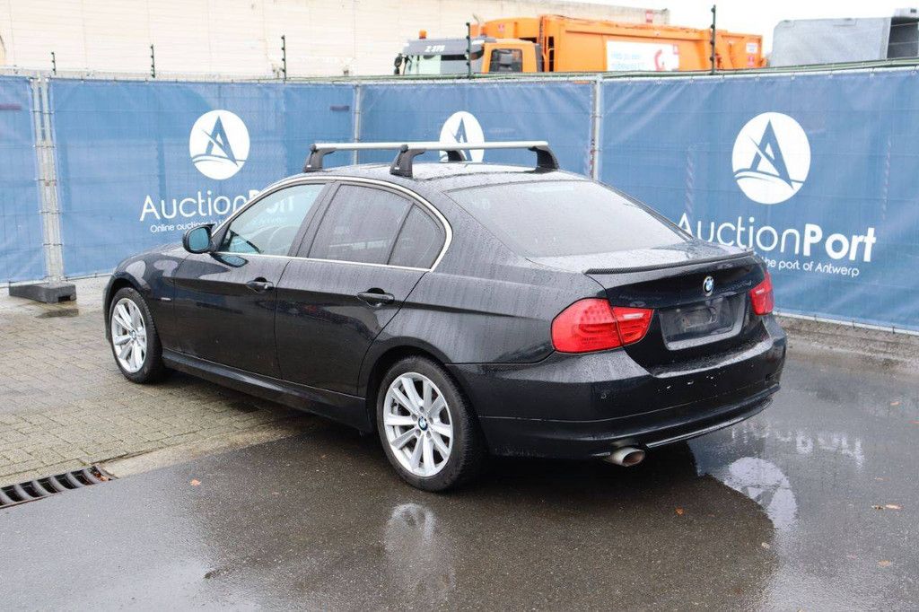 Passenger car BMW 318d Diesel 136 hp 2011 (Margin)