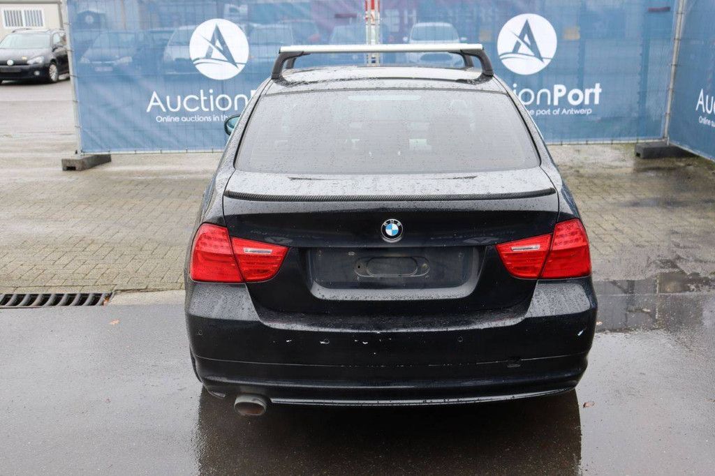 Passenger car BMW 318d Diesel 136 hp 2011 (Margin)