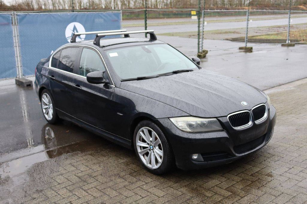 Passenger car BMW 318d Diesel 136 hp 2011 (Margin)