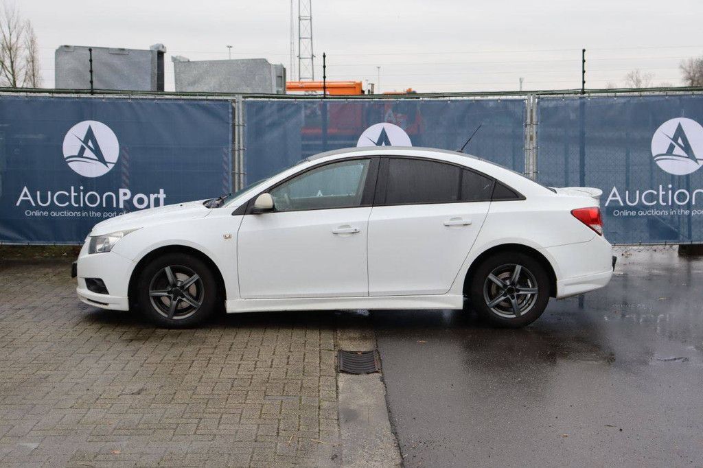 Passenger car Chevrolet Cruze Diesel 125 hp 2010 (Margin)