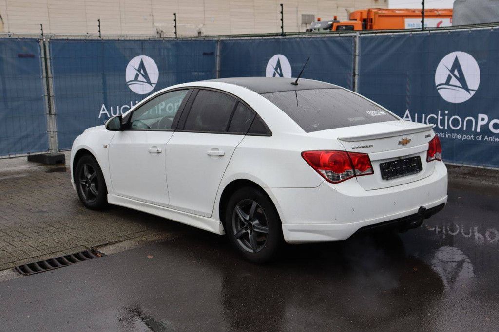 Passenger car Chevrolet Cruze Diesel 125 hp 2010 (Margin)