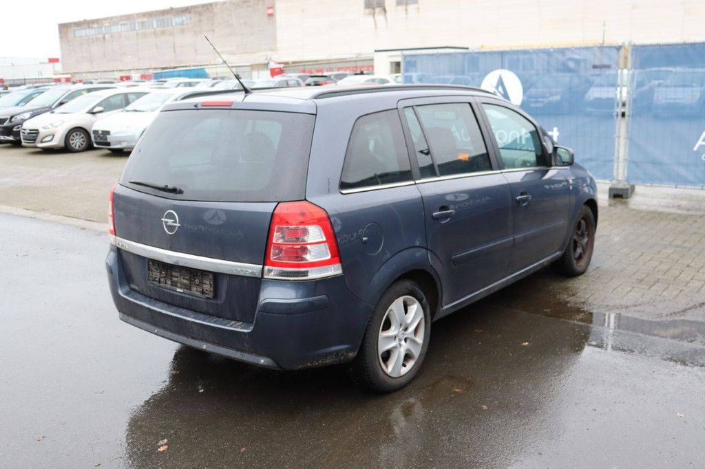 Passenger car Opel Zafira ecoFLEX Diesel 115 hp 2011 (Margin)