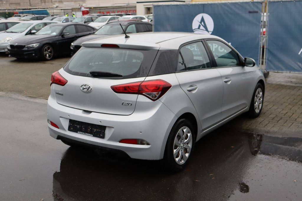 Pkw Hyundai i20 Diesel 90 PS 2017 (Marge)