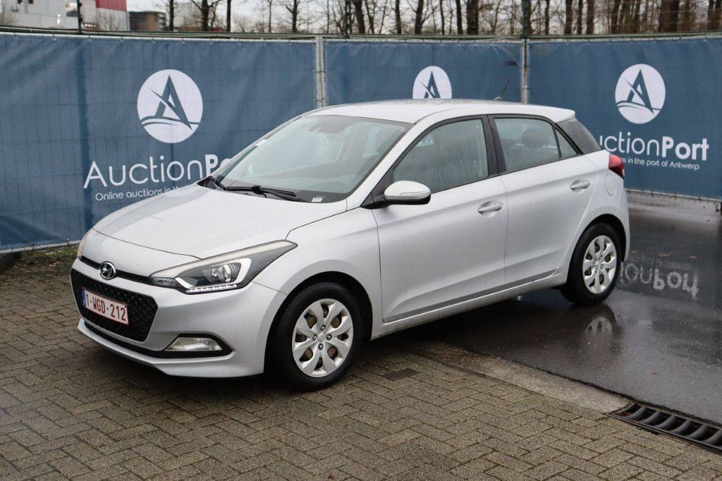 Pkw Hyundai i20 Diesel 90 PS 2017 (Marge)