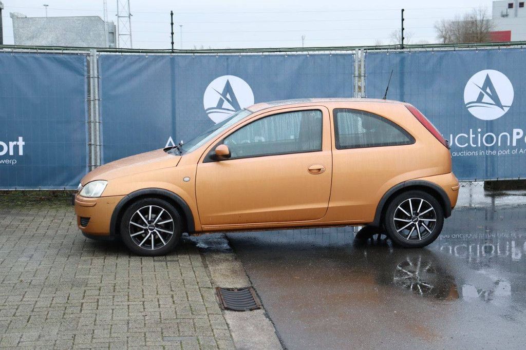 Passenger car Opel Corsa Petrol 60 hp 2005 (Margin)