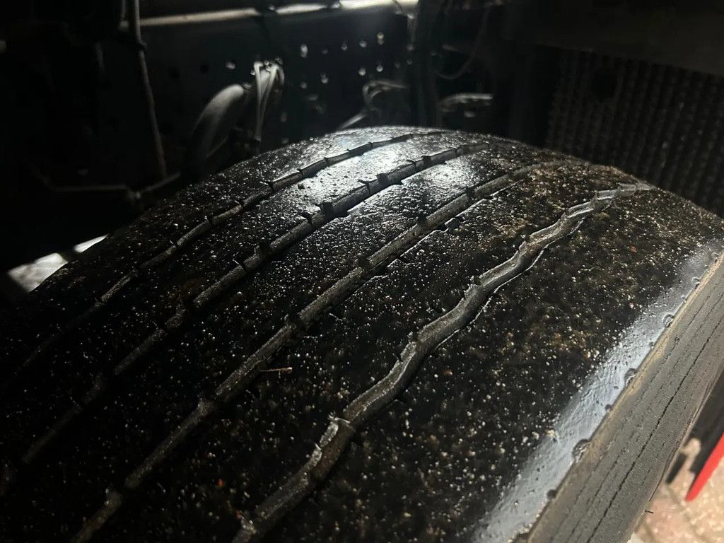 Mercedes-Benz Actros 1940