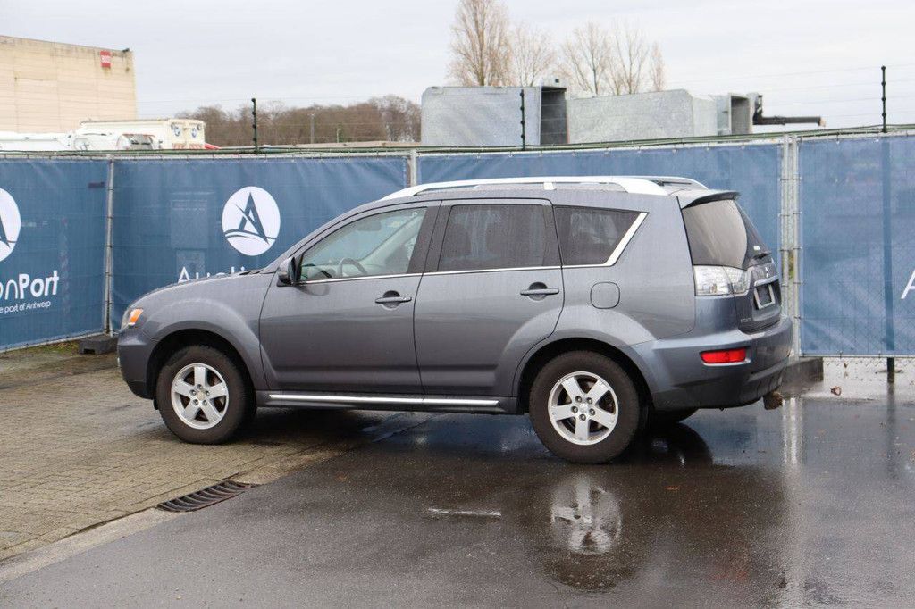 SUV Mitsubishi Outlander 4WD Diesel 156pk 2010 (Marge)