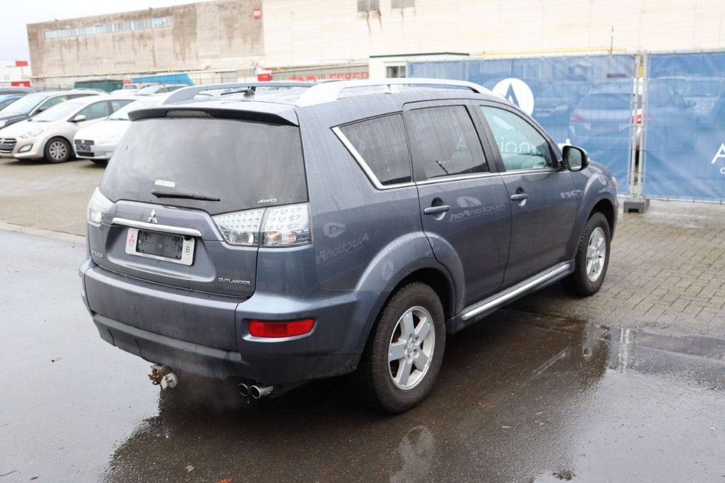SUV Mitsubishi Outlander 4WD Diesel 156pk 2010 (Marge)
