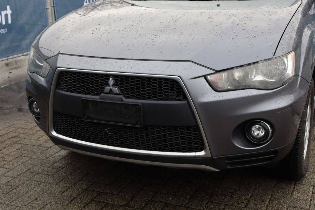 SUV Mitsubishi Outlander 4WD Diesel 156pk 2010 (Marge)