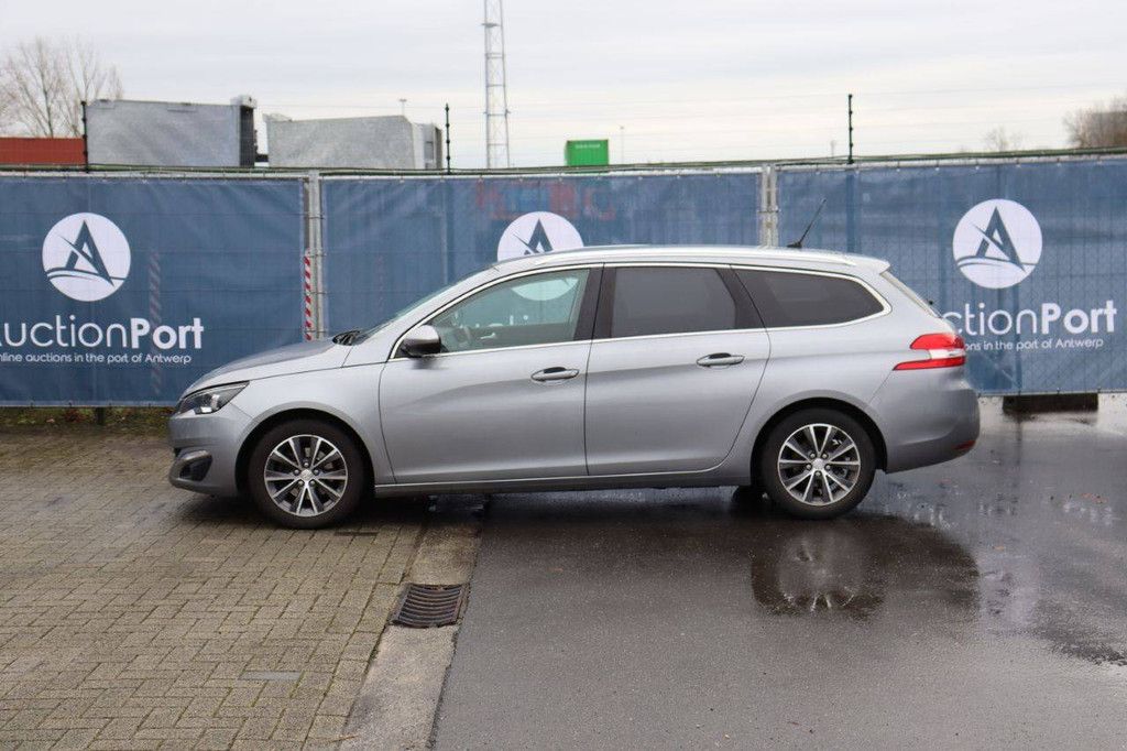 Pkw Peugeot 308 Benzin 130 PS 2014 (Margin)