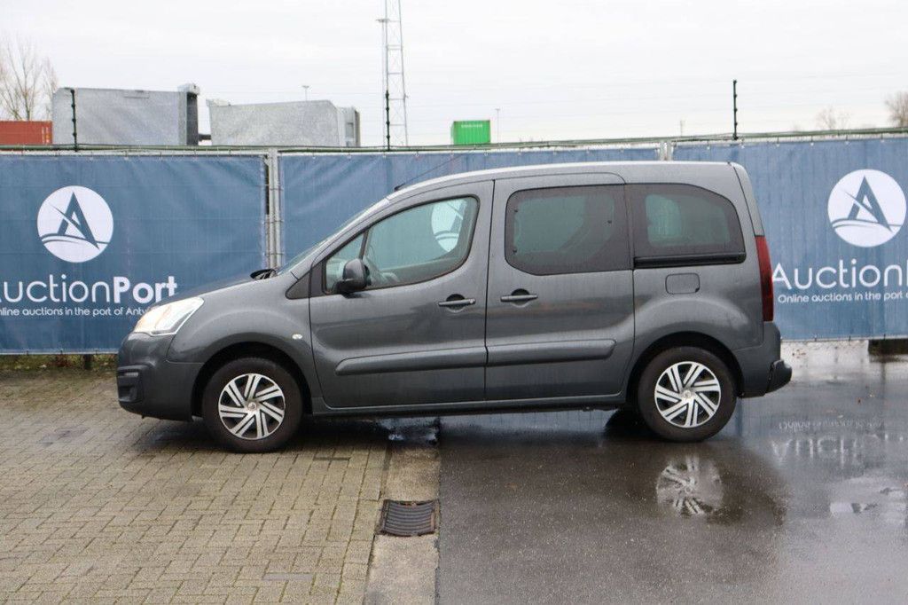 Pkw Renault Berlingo Benzin 110 PS 2016 (Marge)