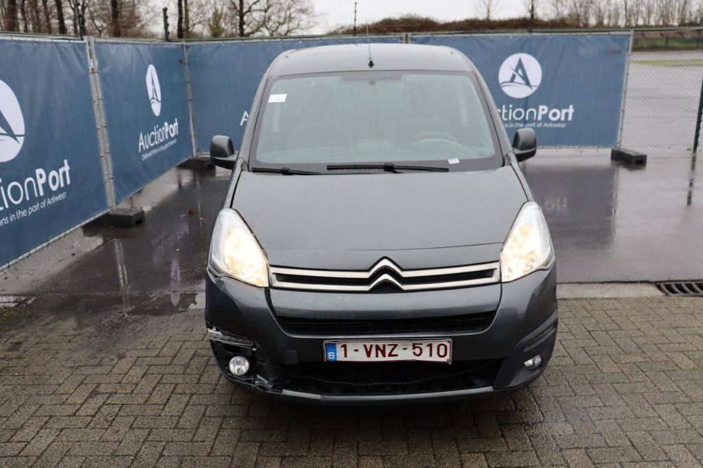 Pkw Renault Berlingo Benzin 110 PS 2016 (Marge)