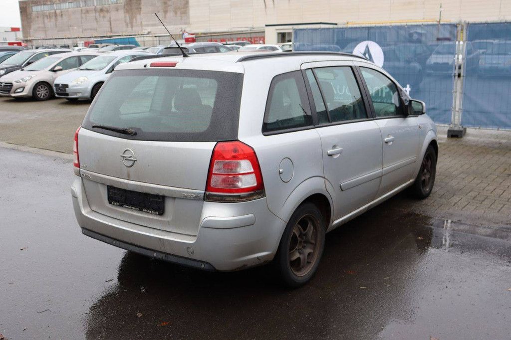Passenger car Opel Zafira ecoFLEX Diesel 110 hp 2013 (Margin)