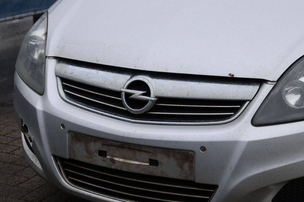 Passenger car Opel Zafira ecoFLEX Diesel 110 hp 2013 (Margin)