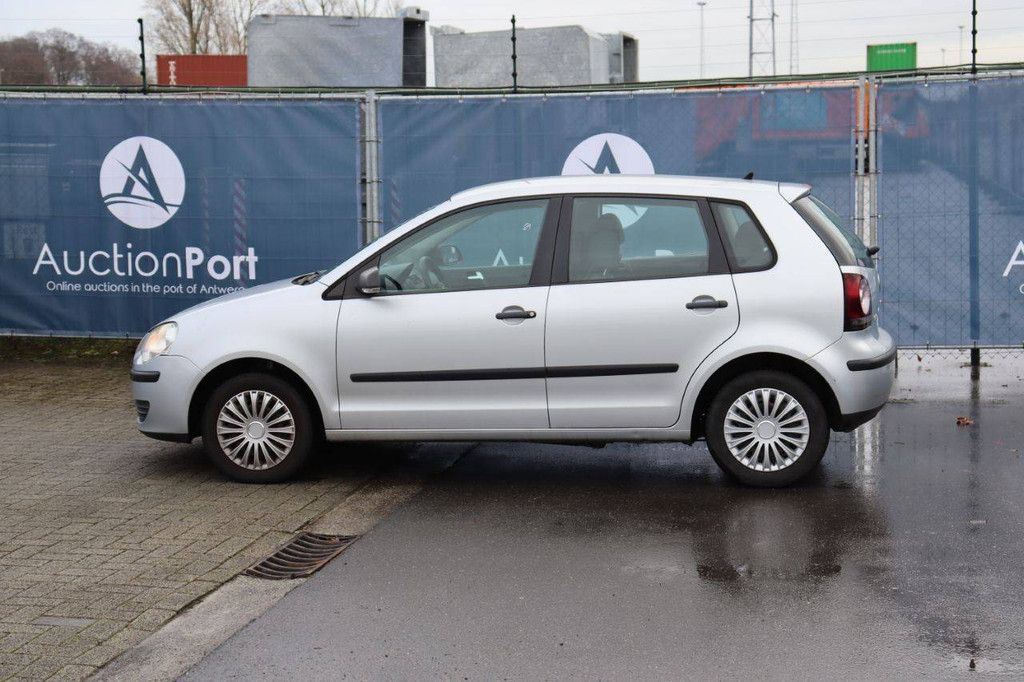 Passenger car Volkswagen Polo Petrol 60 hp 2008 (Margin)
