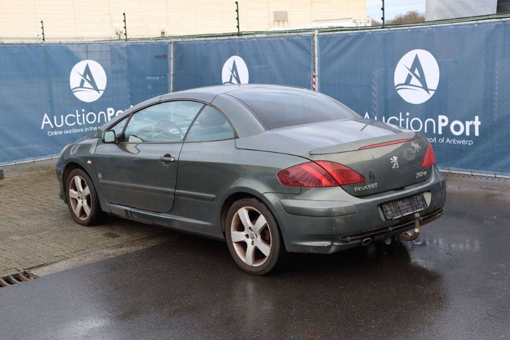 Passenger car Peugeot 307cc Diesel 136hp 2007 (Margin)