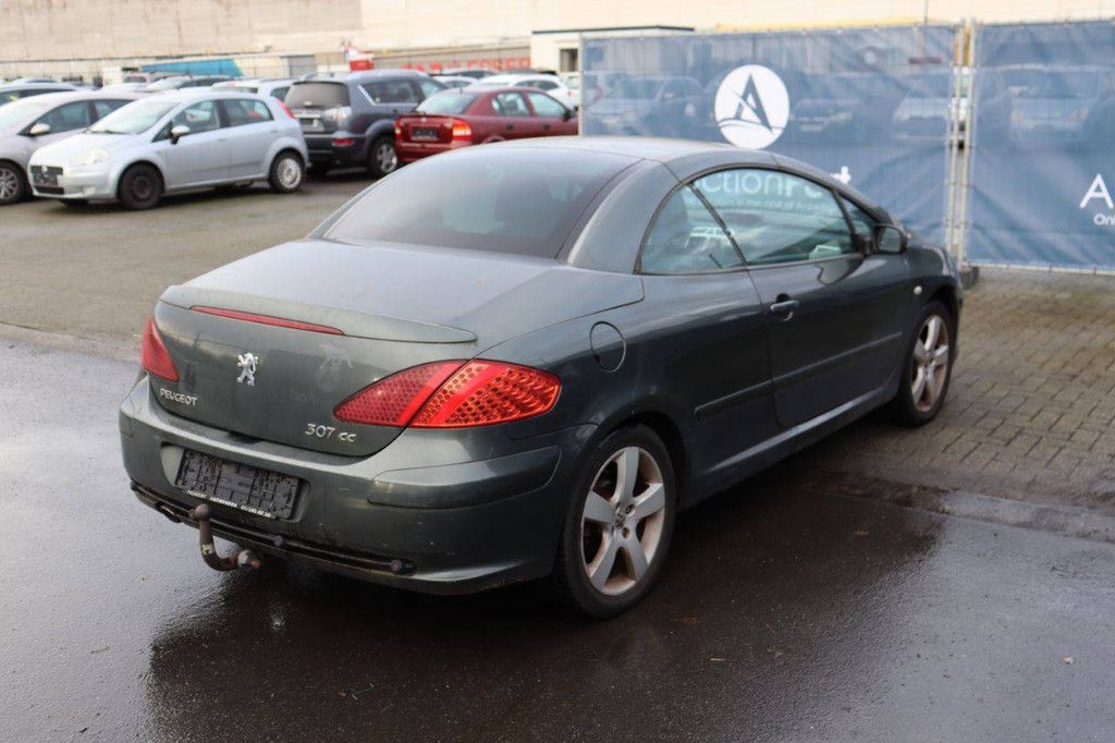 Passenger car Peugeot 307cc Diesel 136hp 2007 (Margin)