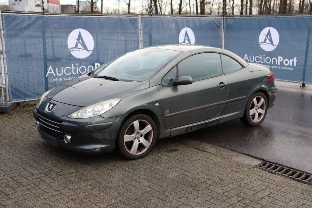 Passenger car Peugeot 307cc Diesel 136hp 2007 (Margin)