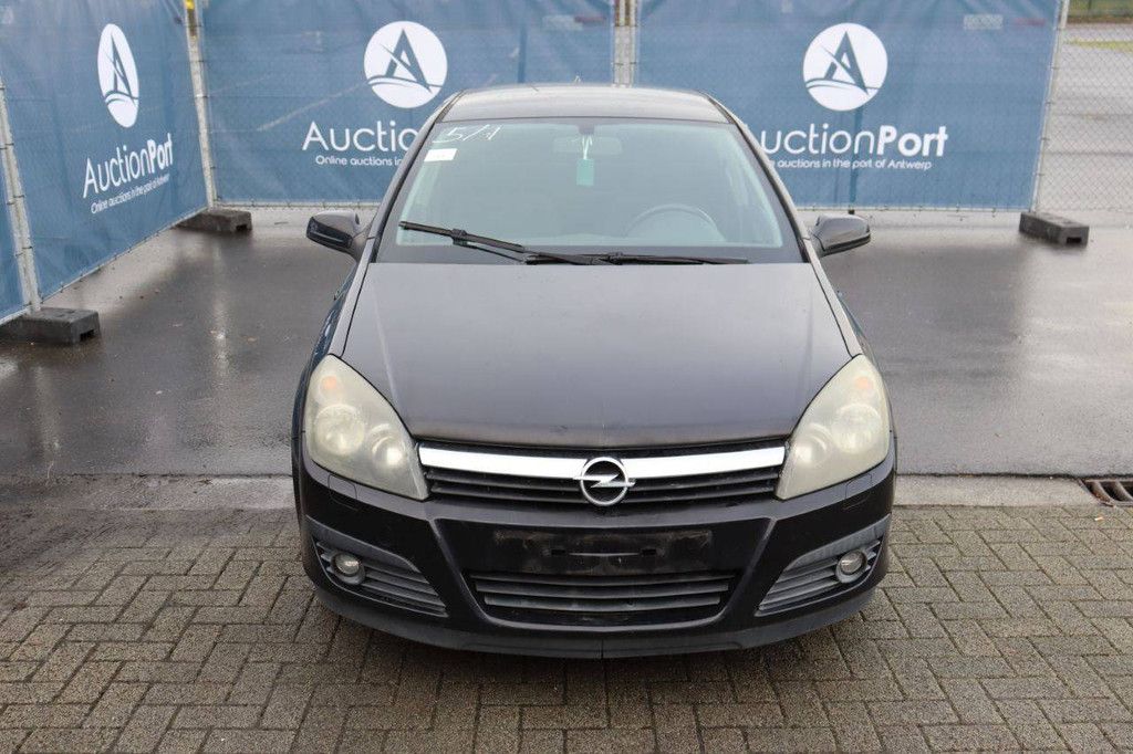 Passenger car Opel Astra Petrol 125 hp 2005 (Margin)