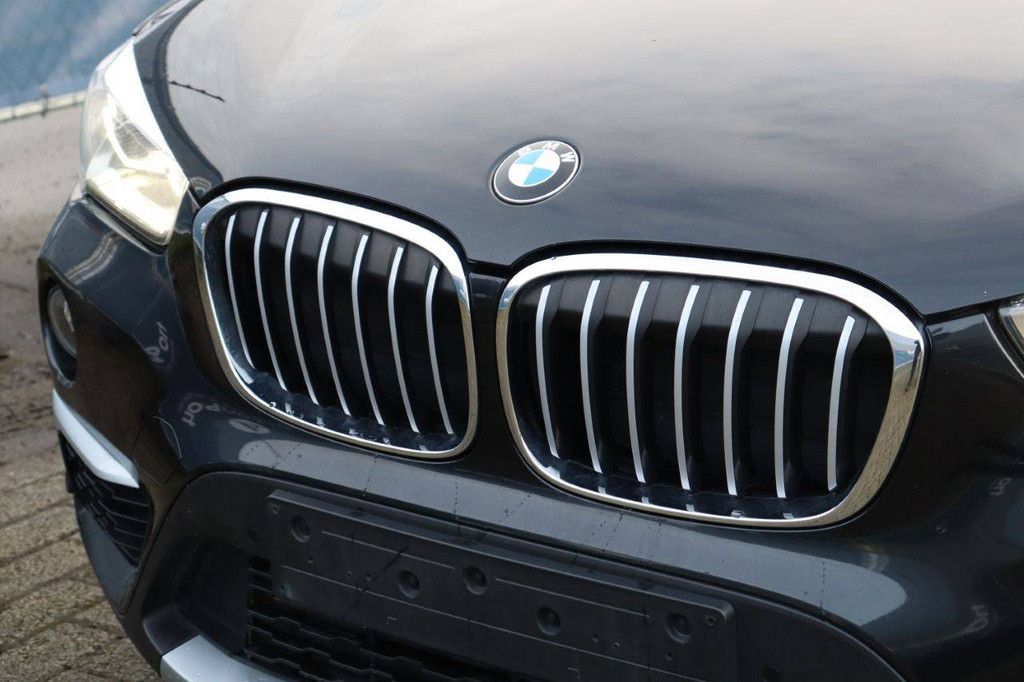 SUV BMW X1 Petrol 136 hp 2019 (Margin)