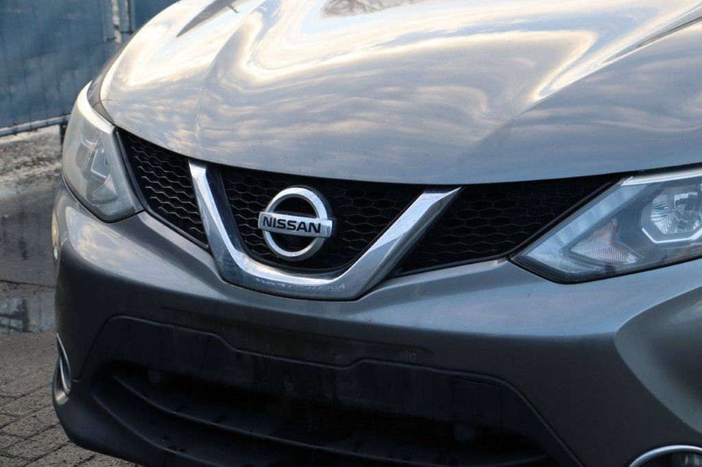 SUV Nissan Qashqai Petrol 115hp 2015 (Margin)