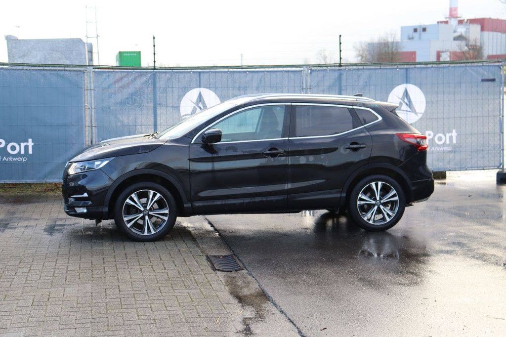 SUV Nissan Qashqai Petrol 115hp 2018 (Margin)