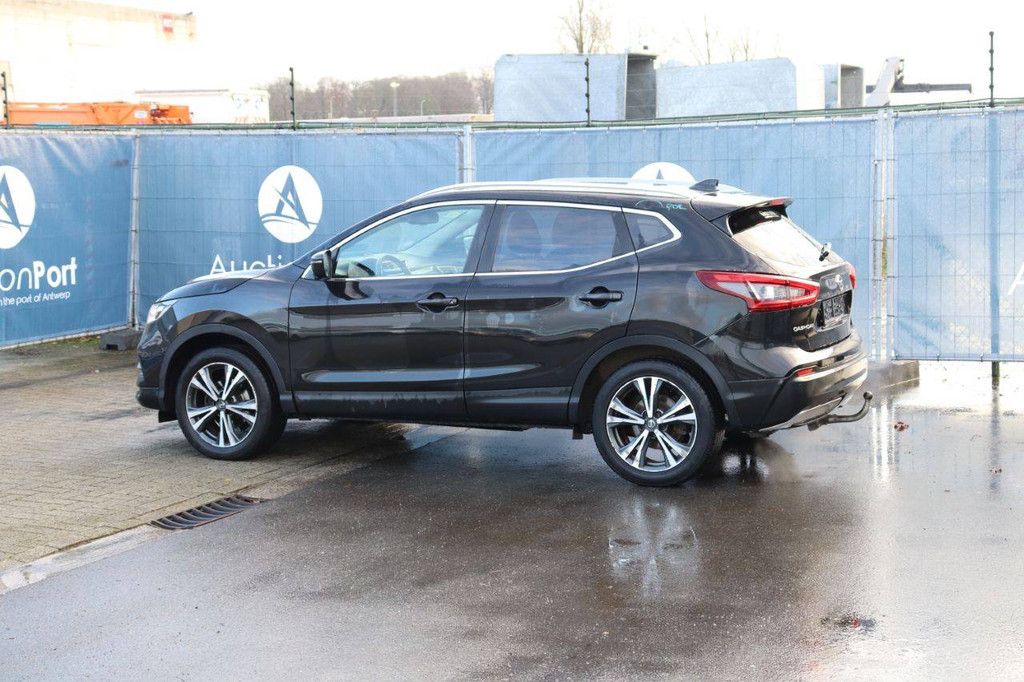 SUV Nissan Qashqai Petrol 115hp 2018 (Margin)