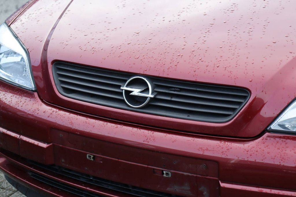 Passenger car Opel Astra Petrol 90 hp 1999 (Margin)