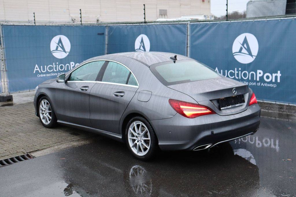 Passenger car Mercedes-Benz CLA Petrol 122 hp 2017 (Margin)