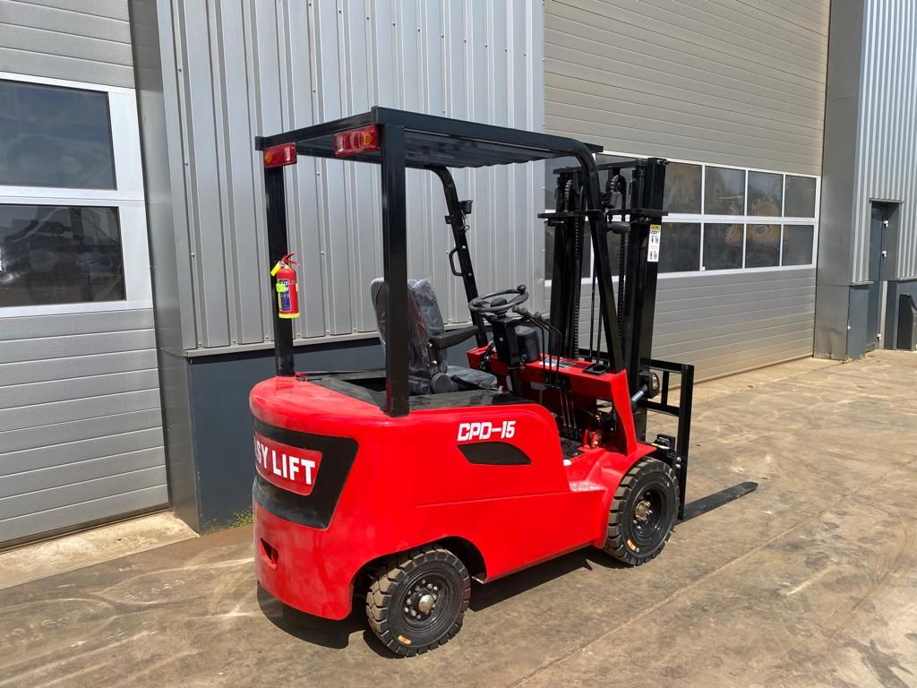 Easy lift CPD 15 Forklift