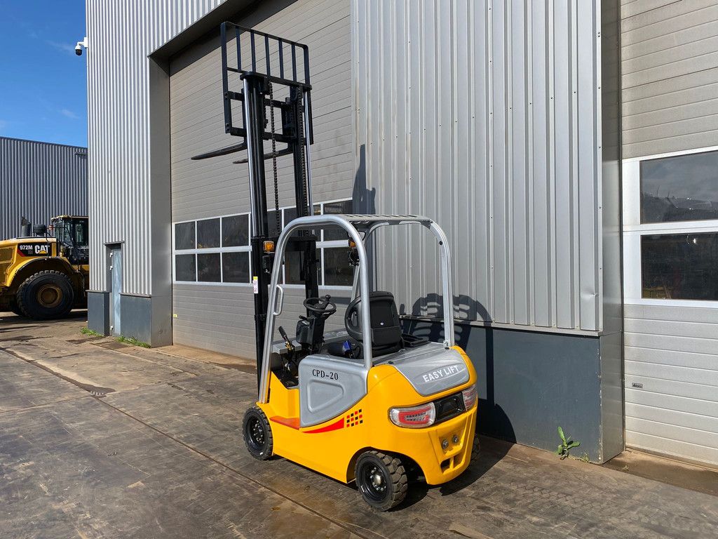 Easy Lift CPD 20 Forklift - 2.000 kg loading cap.