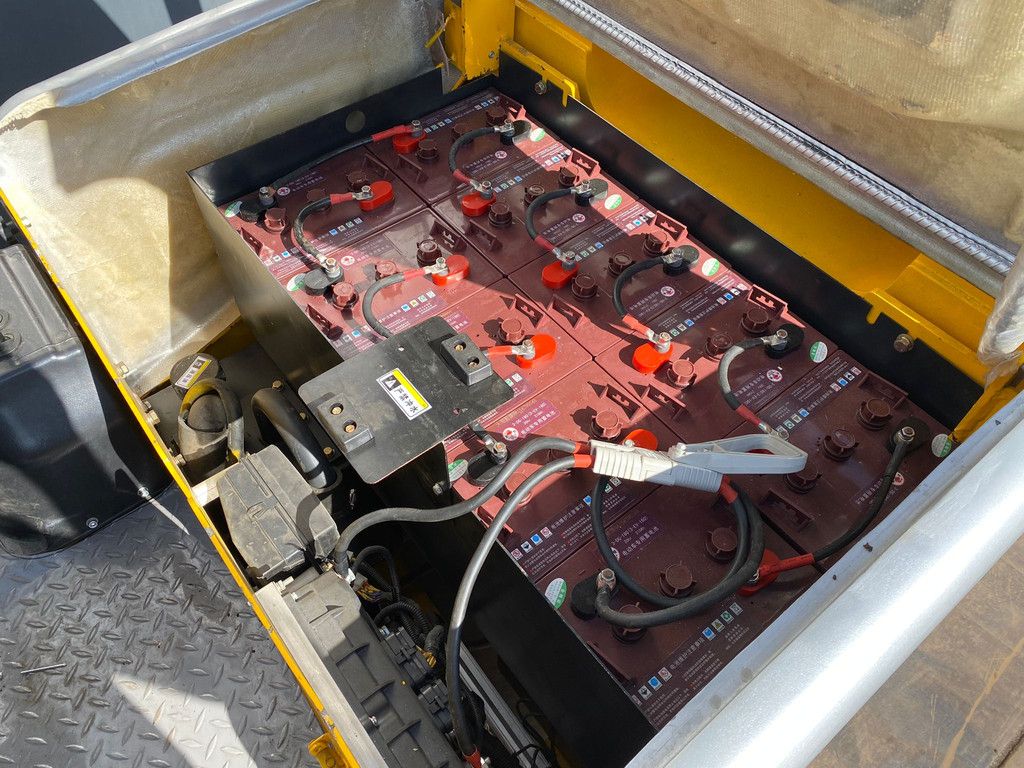 Easy Lift CPD 20 Forklift - 2.000 kg loading cap.