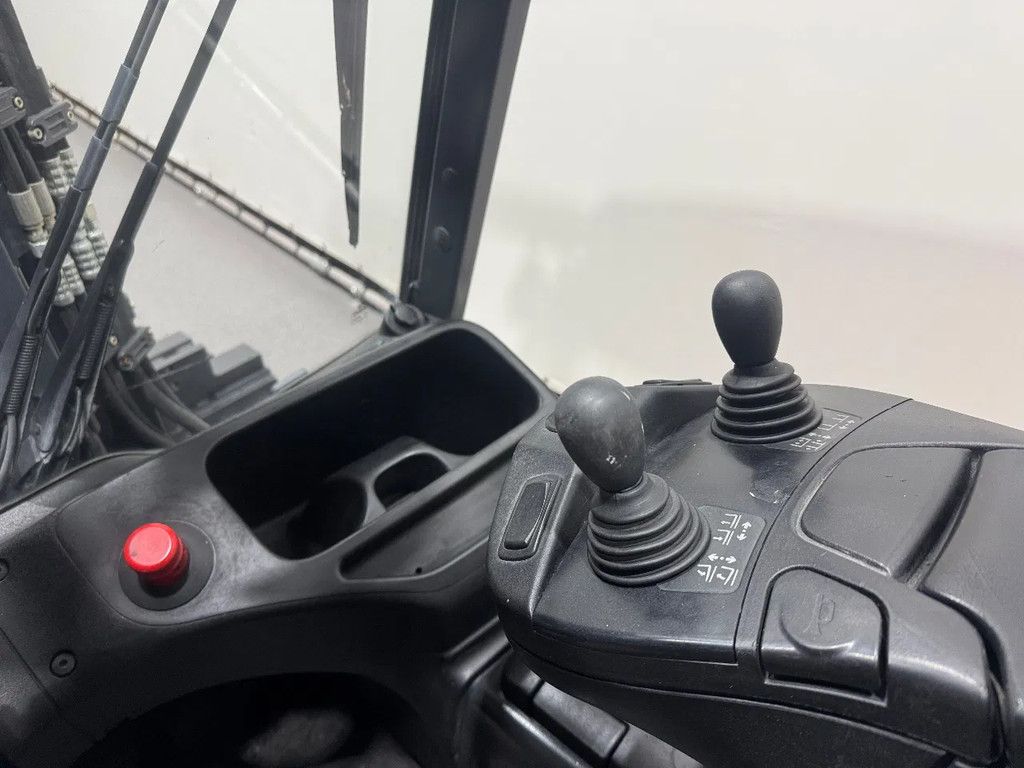 Linde 387 E 25 L-01. Inclusief nieuwe accu