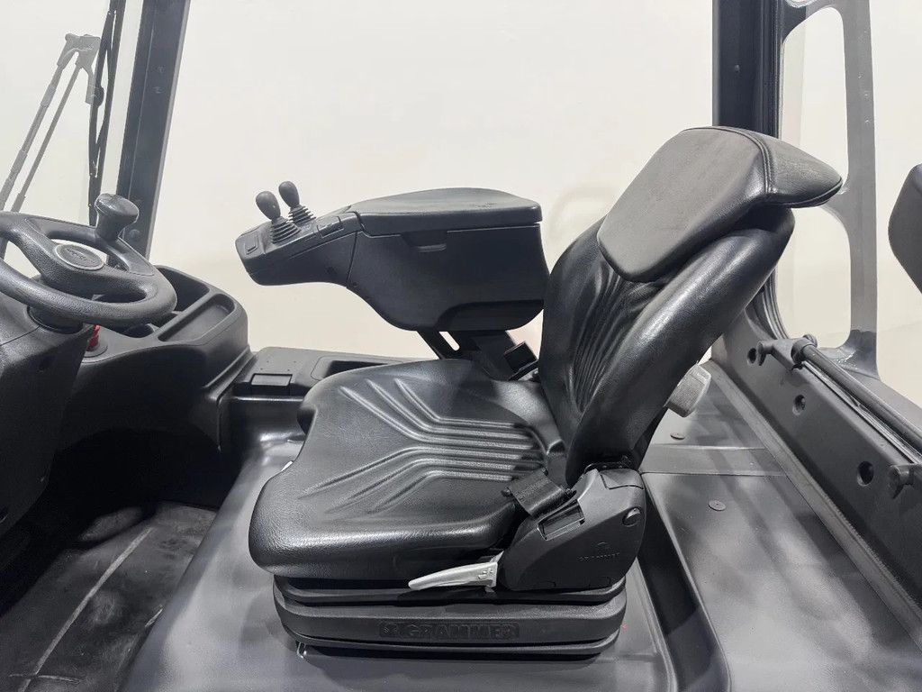 Linde 387 E 25 L-01. Inclusief nieuwe accu