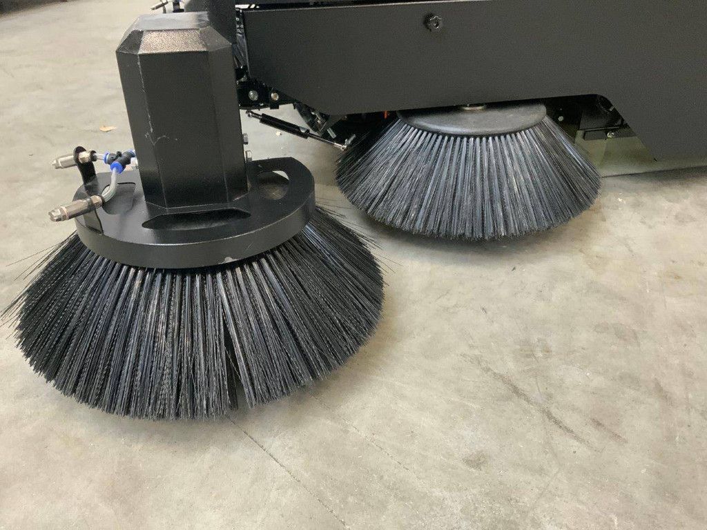 Kremer KRS100 Elektrokehrmaschine 1200W 2025 Neu