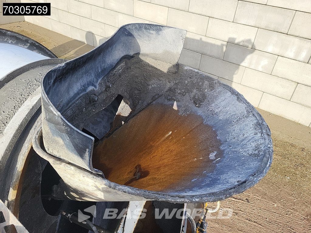 Zappmix 12m3 Lifting Axle Cement