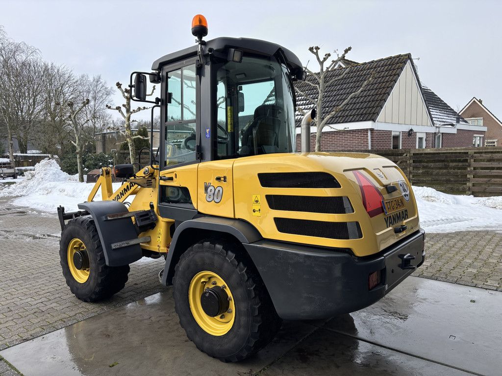 Yanmar V80 met Bak en Lepels, Speeder uitv.