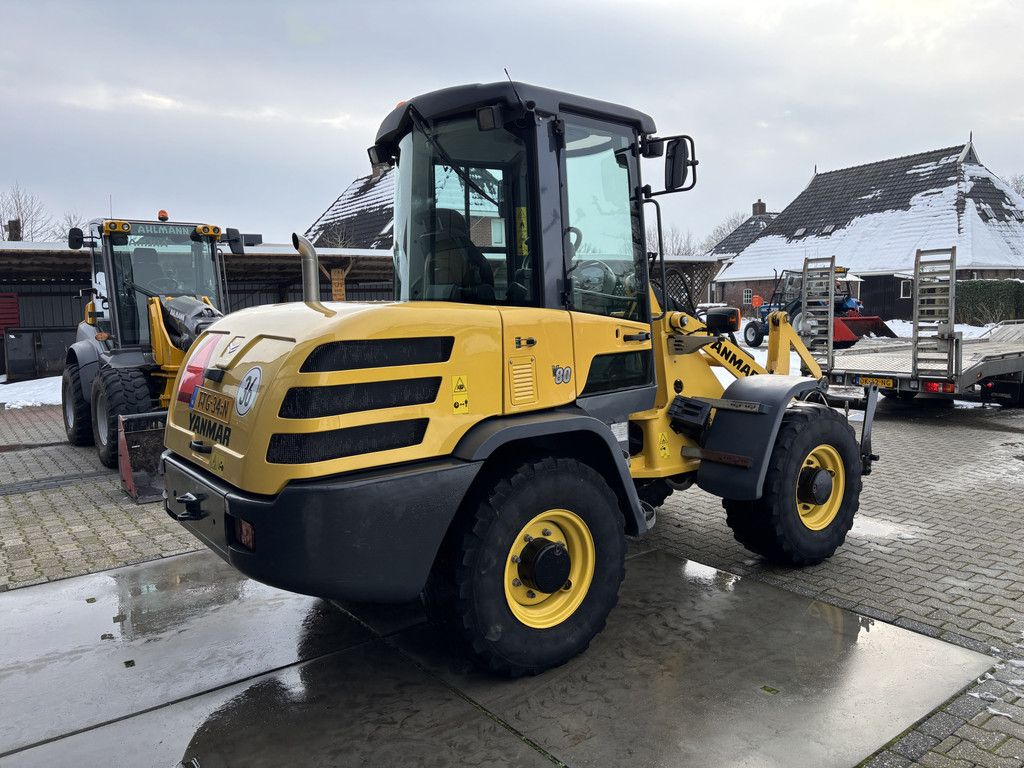 Yanmar V80 met Bak en Lepels, Speeder uitv.