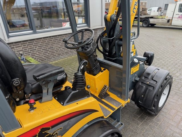 Mustang Manitou 306 Slechts 500uur !!! Minishovel Kniklader 20km