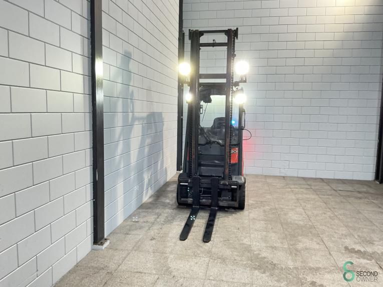 Heftrucks LPG Linde H20T 2013