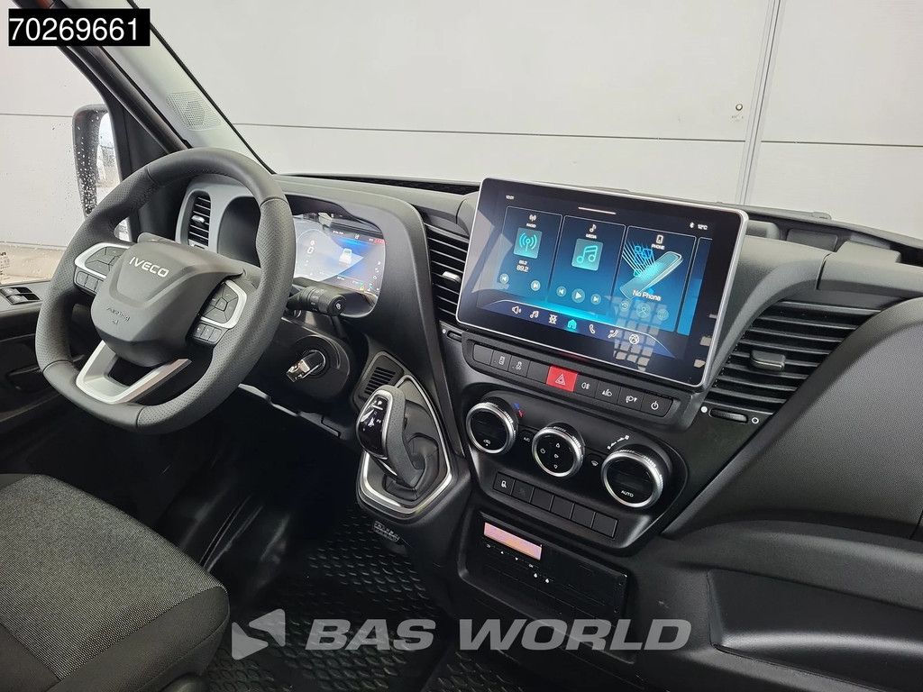 Iveco Daily 35C21 3.0 210PK Black Edition 2025model Dubbel Cabine Open laadbak 3.5t Trekhaak CarPlay ACC LED Pritsche Pickup Klima DOKA AHK