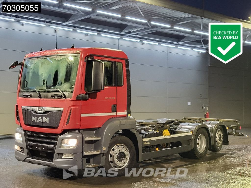 MAN TGS TGS 26.320 6X2 BDF Lift+Steering axle ADR Automatic Euro 6