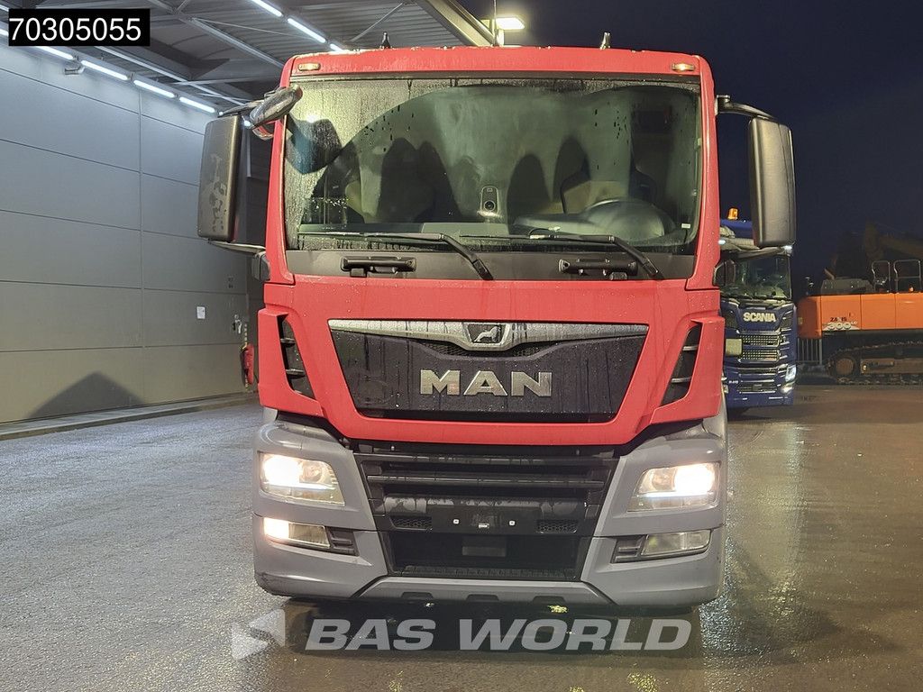 MAN TGS TGS 26.320 6X2 BDF Lift+Steering axle ADR Automatic Euro 6