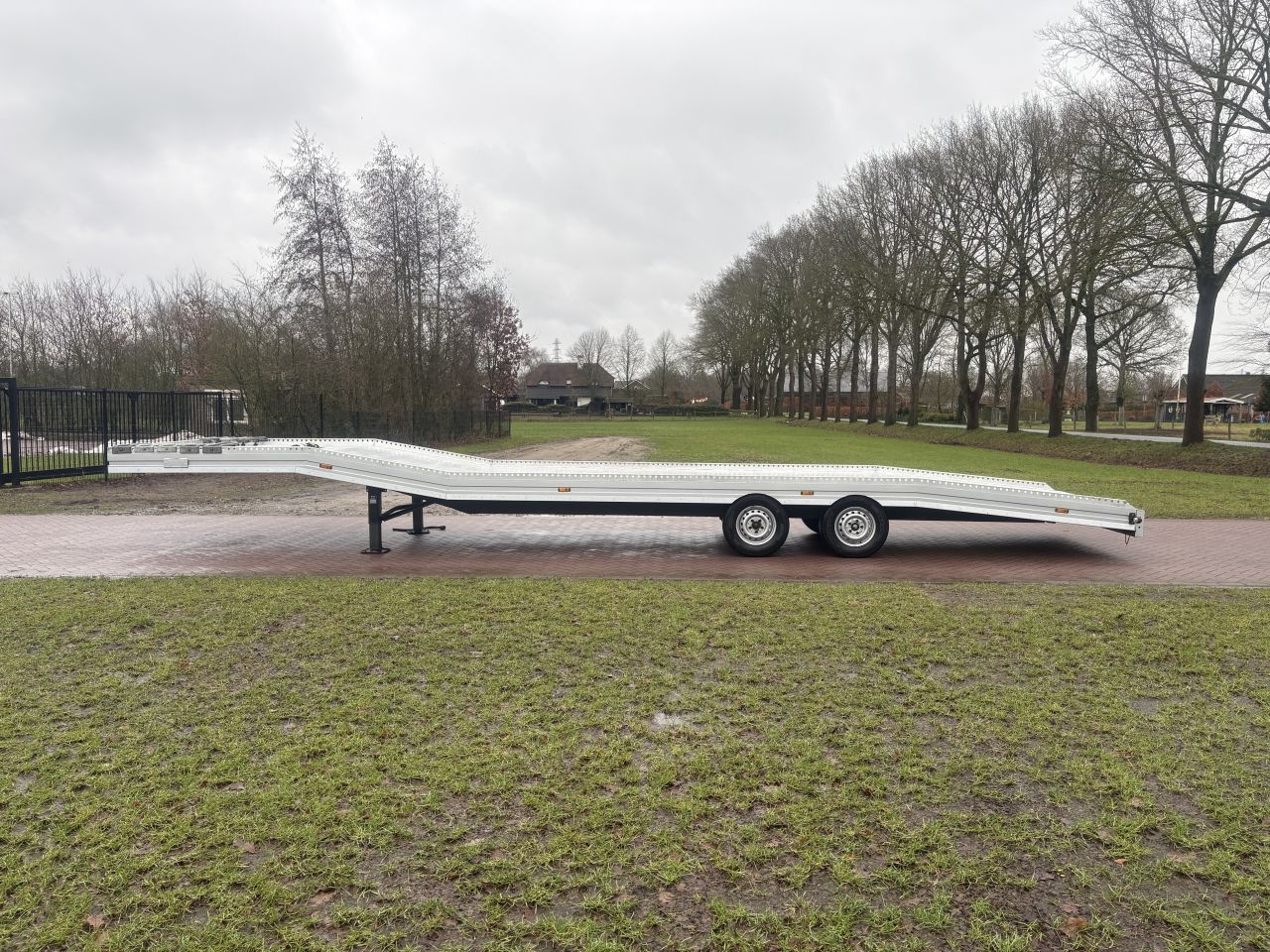 Be oplegger ambulance auto transporter Veldhuizen 5.5 TON