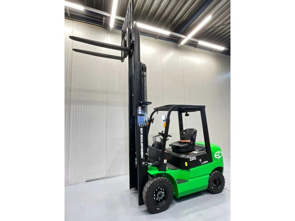 EP EFXZ-251 Vorkheftruck EFXZ-251 4,8 meter - Triplex - Freelift- SideShift - Li-Ion